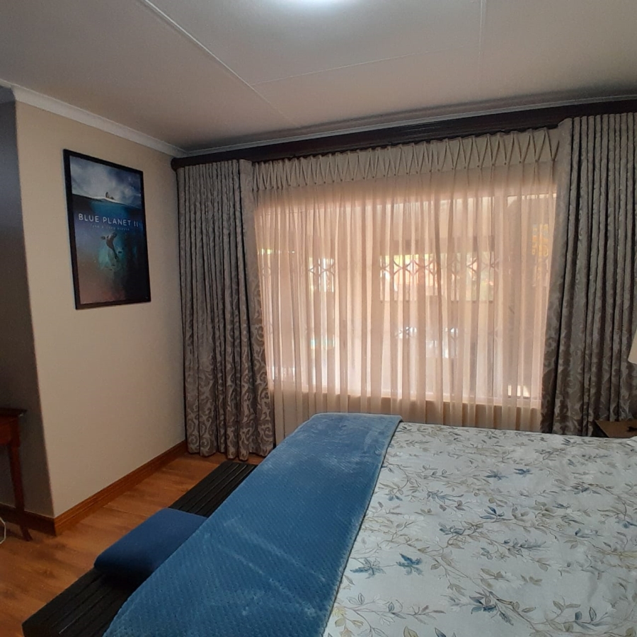 3 Bedroom Property for Sale in Safari Gardens North West